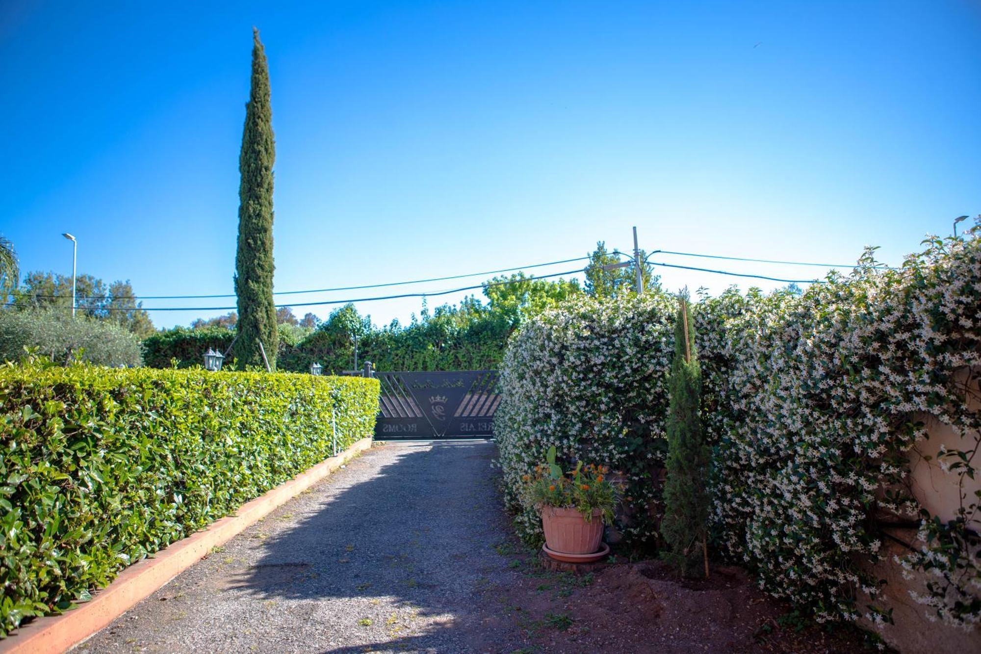 Relais Villa Italia Selcetta Bagian luar foto